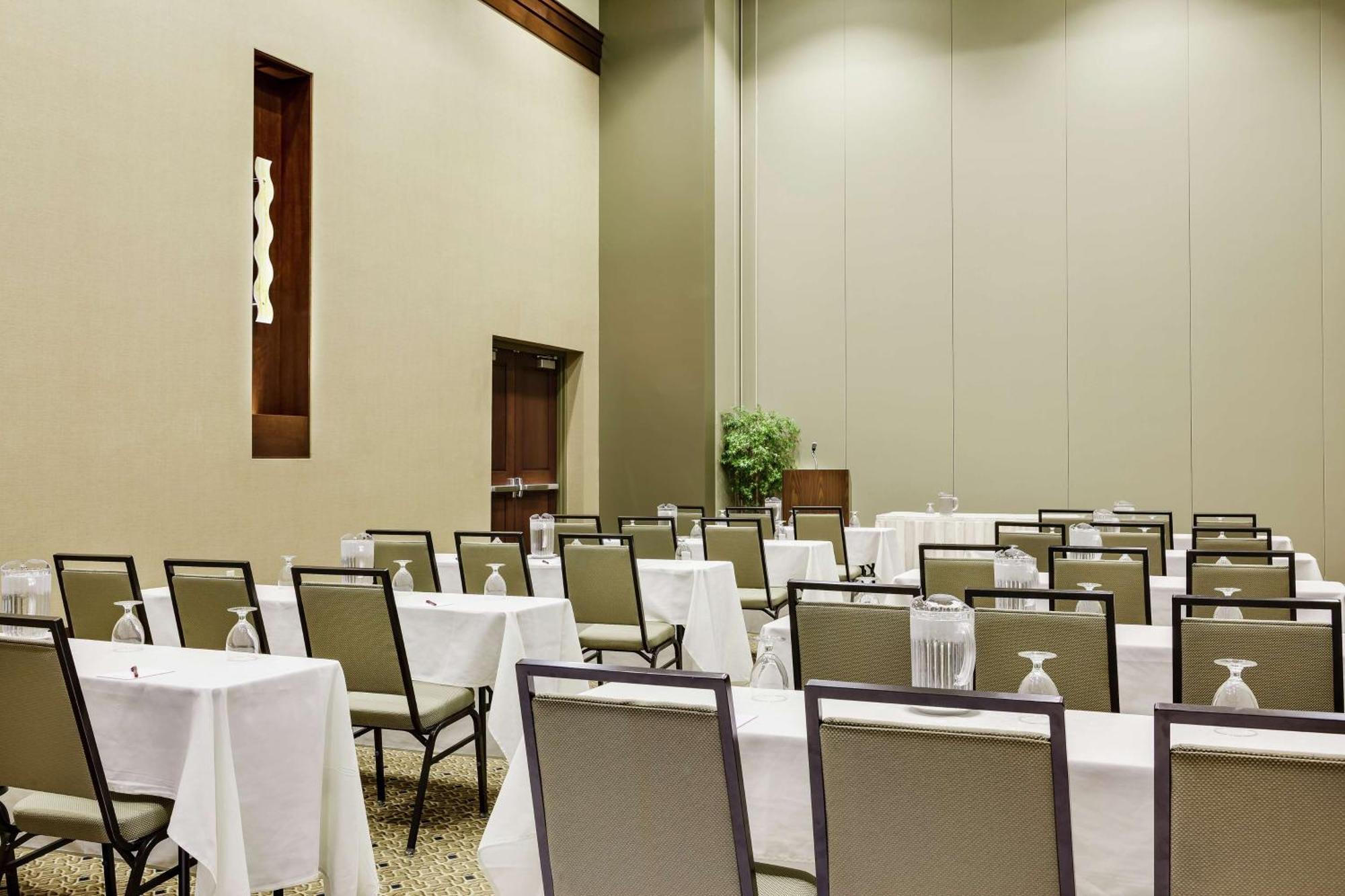Hilton Garden Inn Manhattan Kansas Exterior photo