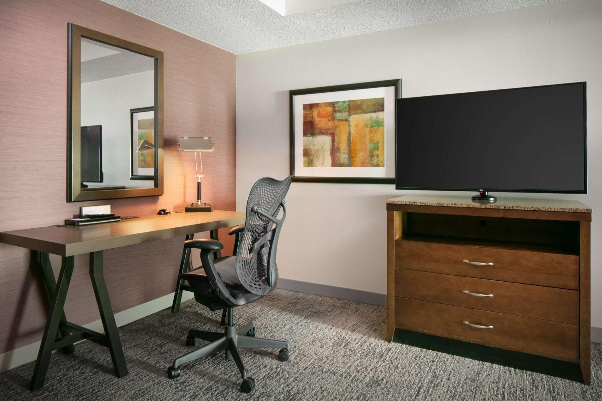 Hilton Garden Inn Manhattan Kansas Exterior photo