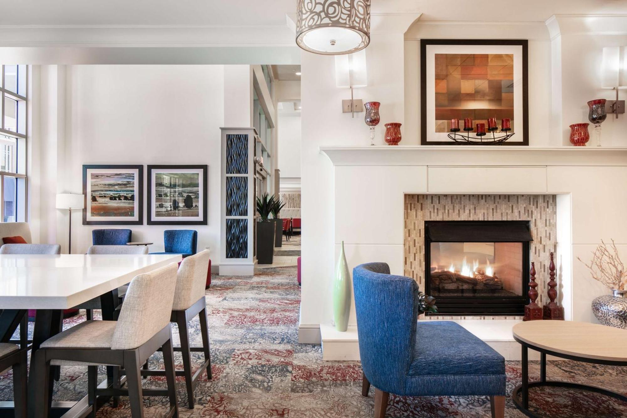 Hilton Garden Inn Manhattan Kansas Exterior photo